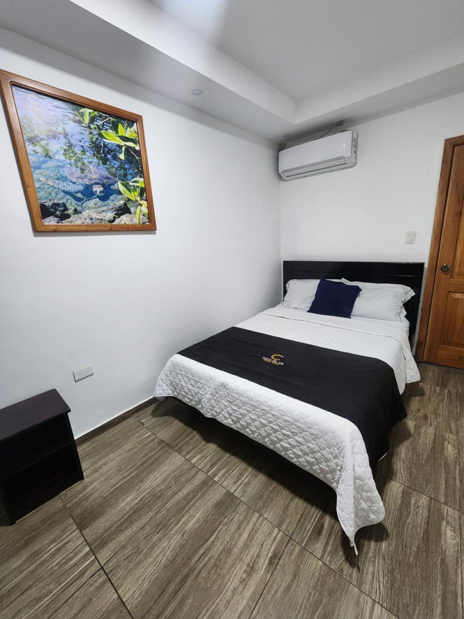 Hotel Costa Del Sol Puerto Ayora  Exteriér fotografie
